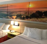 Days Inn by Wyndham Kingdom City hotel detail image 5