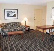 Hampton Inn & Suites Columbia at University hotel detail image 4