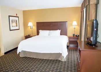 Hampton Inn & Suites Columbia at University hotel thumbnail 8