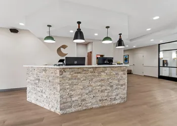 Comfort Suites Augusta Riverwatch hotel thumbnail 5
