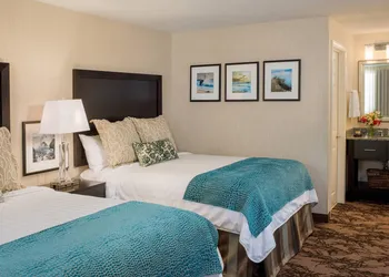 Port Inn & Suites Kennebunk, an Ascend Collection Hotel hotel thumbnail 6