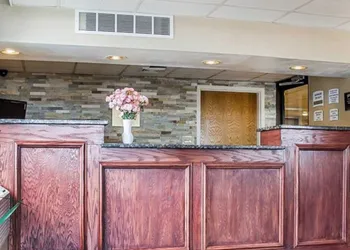 Comfort Inn Dunmore - Scranton East hotel thumbnail 2