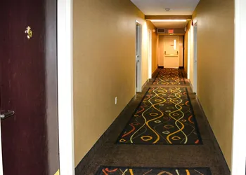 Comfort Inn Dunmore - Scranton East hotel thumbnail 7
