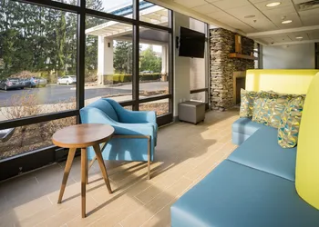 Hampton Inn Clarks Summit hotel thumbnail 2
