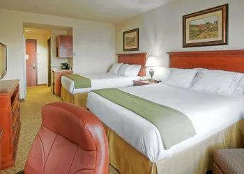 Holiday Inn Express Hotel and Suites Las Cruces by IHG hotel thumbnail 4