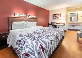 Red Roof Inn Merrillville hotel thumbnail 7