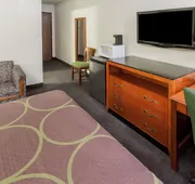 Super 8 by Wyndham Merrillville hotel detail image 4