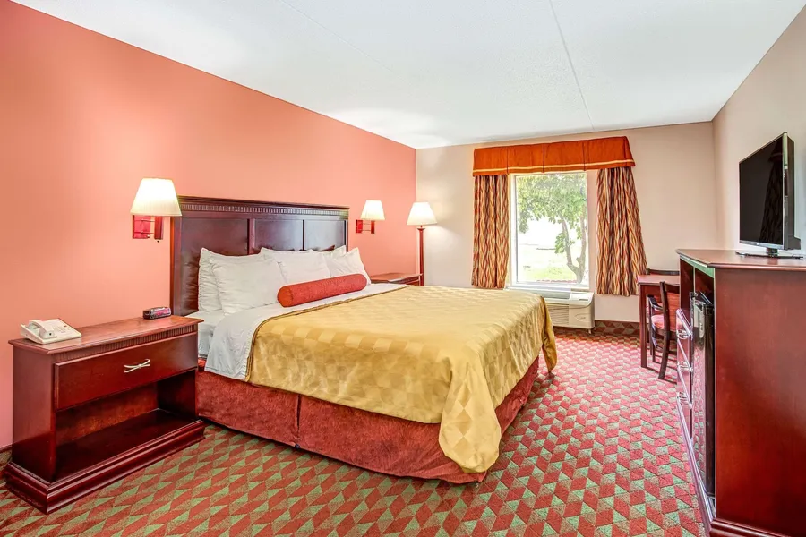 Ramada by Wyndham Murfreesboro hotel detail image 6
