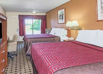 Knights Inn Murfreesboro hotel thumbnail 5