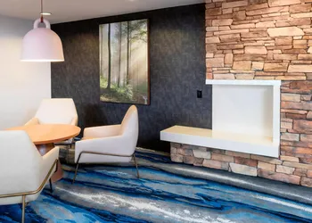 Fairfield Inn & Suites by Marriott Bend Downtown hotel thumbnail 2