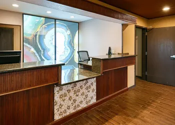 Best Western Plus Rama Inn hotel thumbnail 2