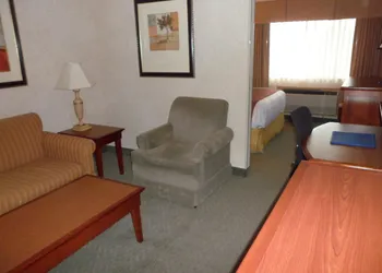 Best Western Plus Rama Inn hotel thumbnail 4