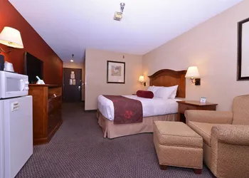 Best Western Plus Rama Inn hotel thumbnail 6