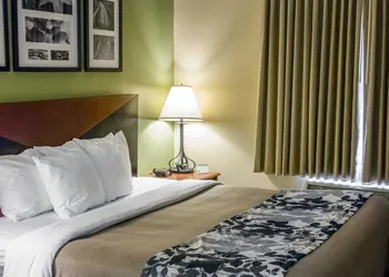 Sleep Inn & Suites Redmond hotel thumbnail 8