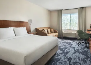 Fairfield Inn & Suites Watertown Thousand Islands hotel thumbnail 4