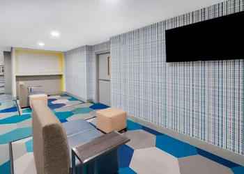 Microtel Inn by Wyndham Athens hotel thumbnail 4