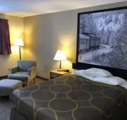 Super 8 by Wyndham Salmon Arm hotel detail image 7