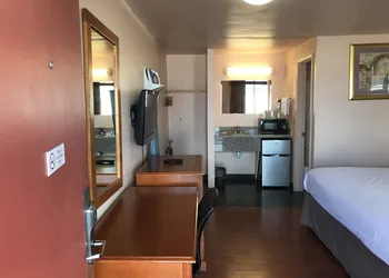 Americas Best Value Inn Eugene hotel thumbnail 7