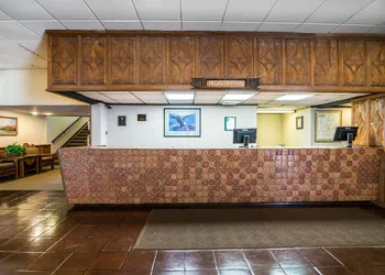 Quality Inn Taos hotel thumbnail 4