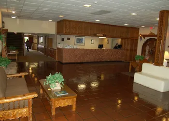 Quality Inn Taos hotel thumbnail 5