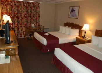 Quality Inn Taos hotel thumbnail 7