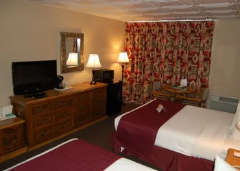 Quality Inn Taos hotel thumbnail 8