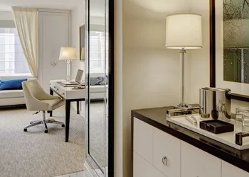 The H Hotel hotel thumbnail 6