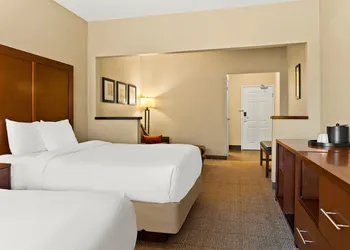 Comfort Suites Saginaw North hotel thumbnail 7