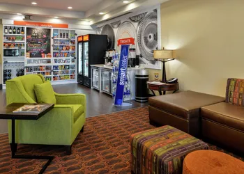 Hampton Inn Idaho Falls/Airport hotel thumbnail 4