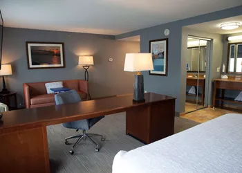 Hampton Inn & Suites Jacksonville hotel thumbnail 5