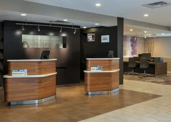 Courtyard by Marriott Lincroft Red Bank hotel thumbnail 2