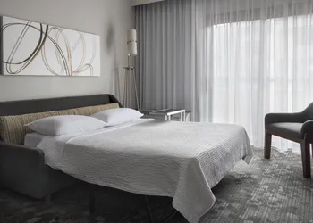 Courtyard by Marriott Lincroft Red Bank hotel thumbnail 6