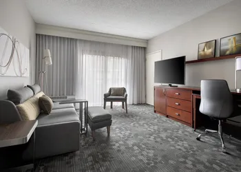 Courtyard by Marriott Lincroft Red Bank hotel thumbnail 7