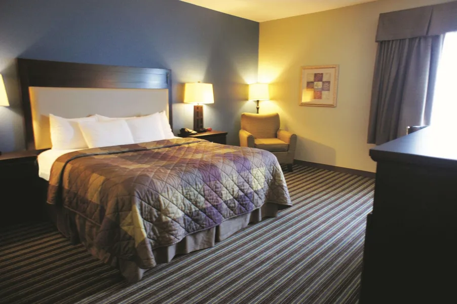 La Quinta Inn & Suites by Wyndham Broussard - Lafayette Area hotel detail image 6