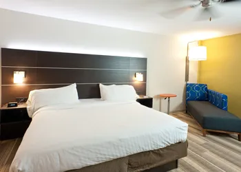 Holiday Inn Express Hotel & Suites Scott - Lafayette West by IHG hotel thumbnail 6