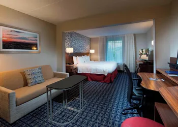 Fairfield Inn & Suites Lynchburg Liberty University hotel thumbnail 8