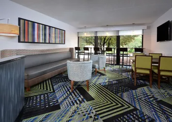Holiday Inn Express Lynchburg by IHG hotel thumbnail 2