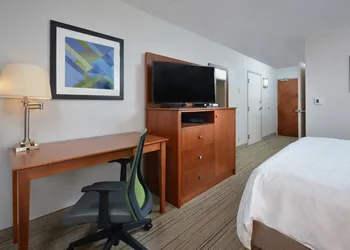 Holiday Inn Express Lynchburg by IHG hotel thumbnail 5