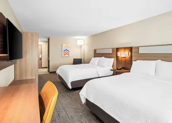 Holiday Inn Express & Suites Tumwater – Olympia by IHG hotel thumbnail 7