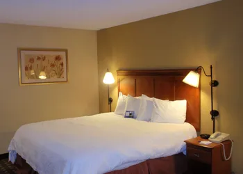 Baymont by Wyndham Lewisville hotel thumbnail 8