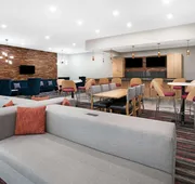 La Quinta Inn & Suites by Wyndham Lewisville hotel detail image 4