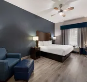 Best Western Plus Lake Dallas Inn & Suites hotel detail image 3