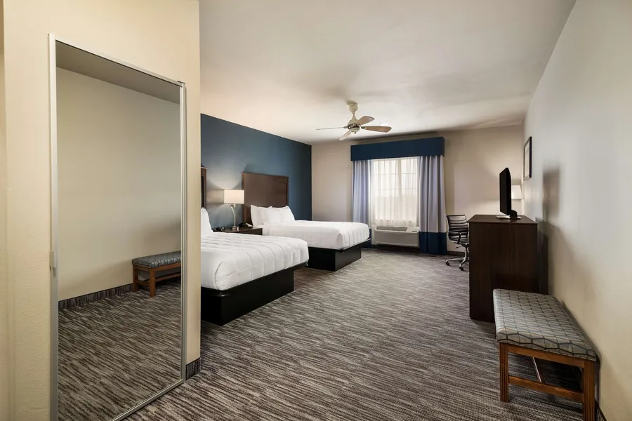 Best Western Plus Lake Dallas Inn & Suites hotel detail image 6