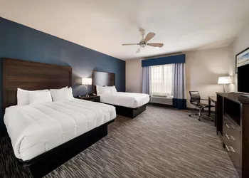 Best Western Plus Lake Dallas Inn & Suites hotel thumbnail 7