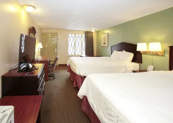 Knights Inn Battle Creek hotel thumbnail 5