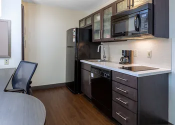 Candlewood Suites Kalamazoo Se by IHG hotel thumbnail 5