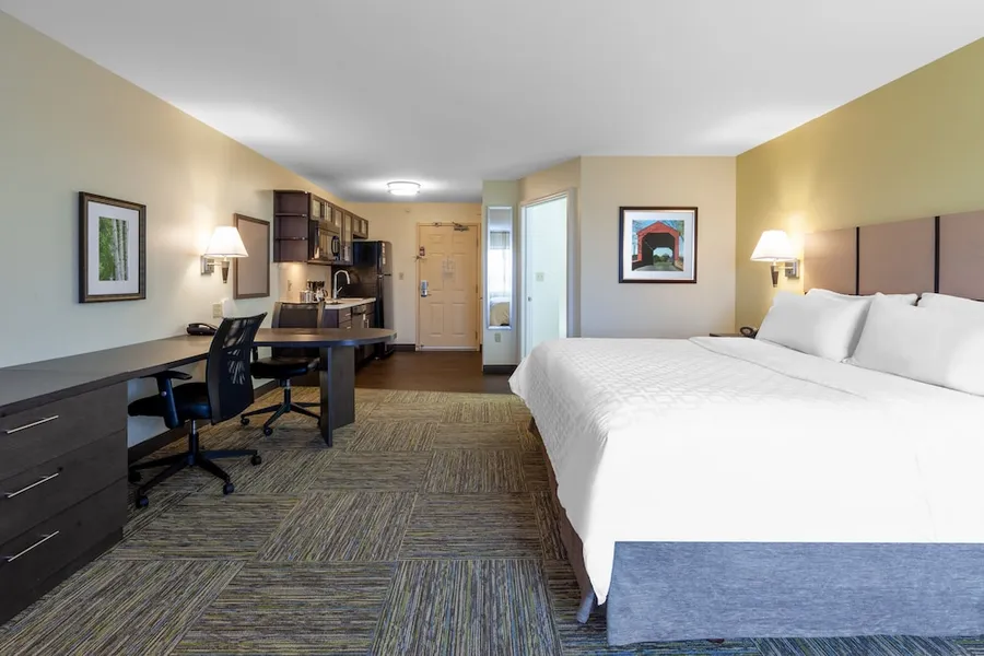 Candlewood Suites Kalamazoo Se by IHG hotel detail image 6