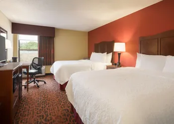 Hampton Inn Battle Creek hotel thumbnail 6