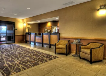 Hampton Inn & Suites Kalamazoo - Oshtemo hotel thumbnail 2