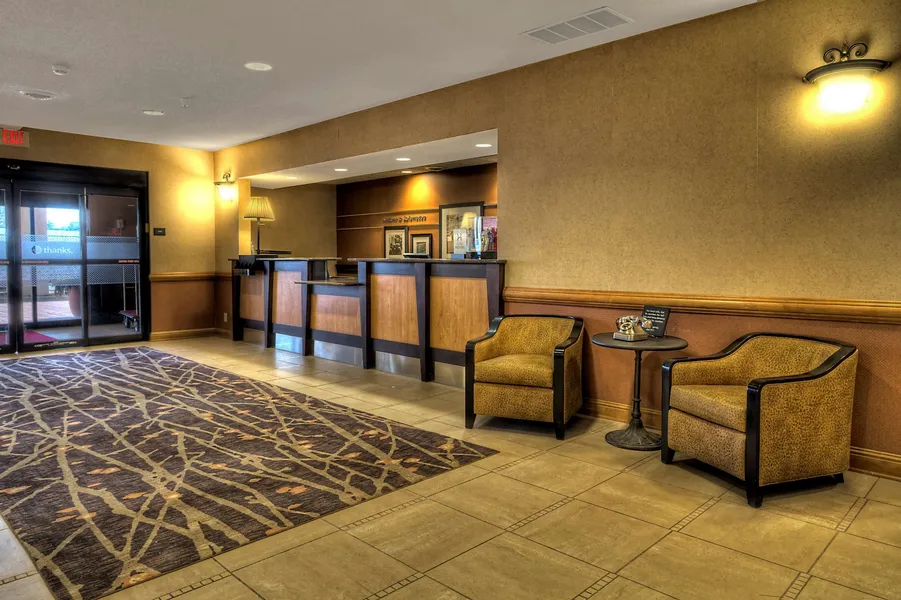 Hampton Inn & Suites Kalamazoo - Oshtemo hotel detail image 2